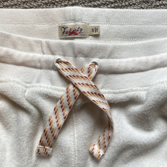 Soft white faherty shorts - Picture 3 of 3